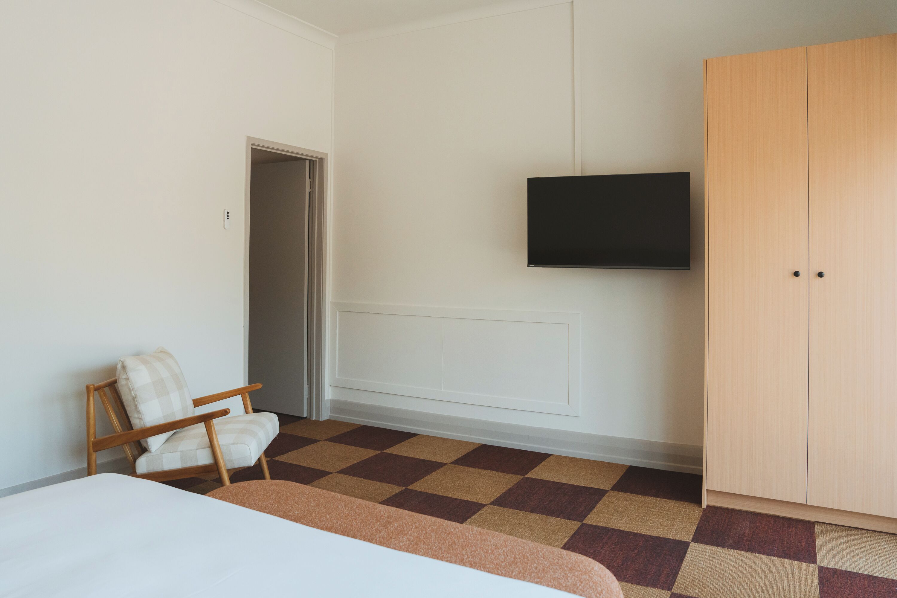 Two-Bedroom Superior Suite | Iron/ironing board, free WiFi, bed sheets