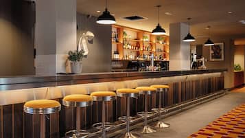 Sports bar
