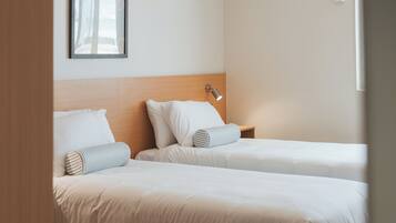 Twin Room | Iron/ironing board, free WiFi, bed sheets