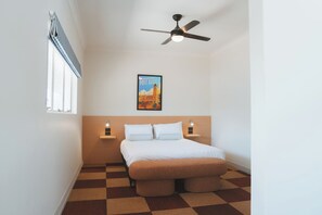 Suite, 1 queensize-seng med sovesofa | Strykejern/-brett, wi-fi (inkludert) og sengetøy