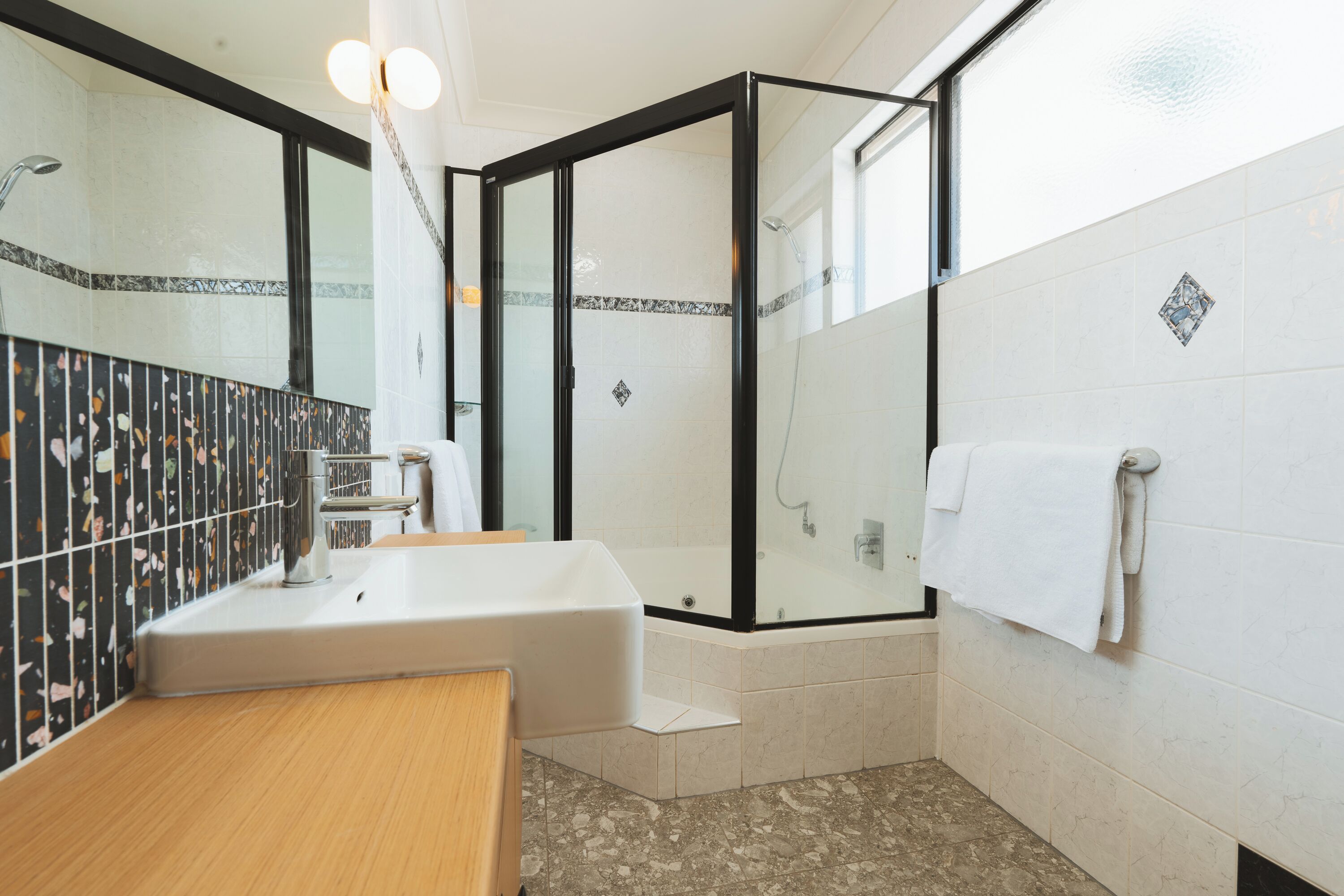 Suite - 3 soveværelser - køkken | Badeværelse | Hårtørrer, håndklæder, Sæbe, Shampoo