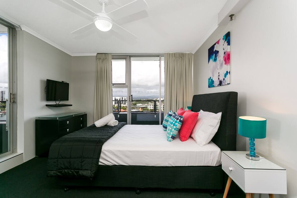 Apartamento | Ferros/tábuas de passar roupa, berços (sobretaxa)