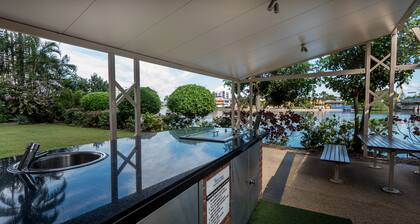 Waterways Luxury Apartments