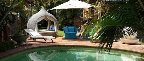 Outdoor pool, pool loungers