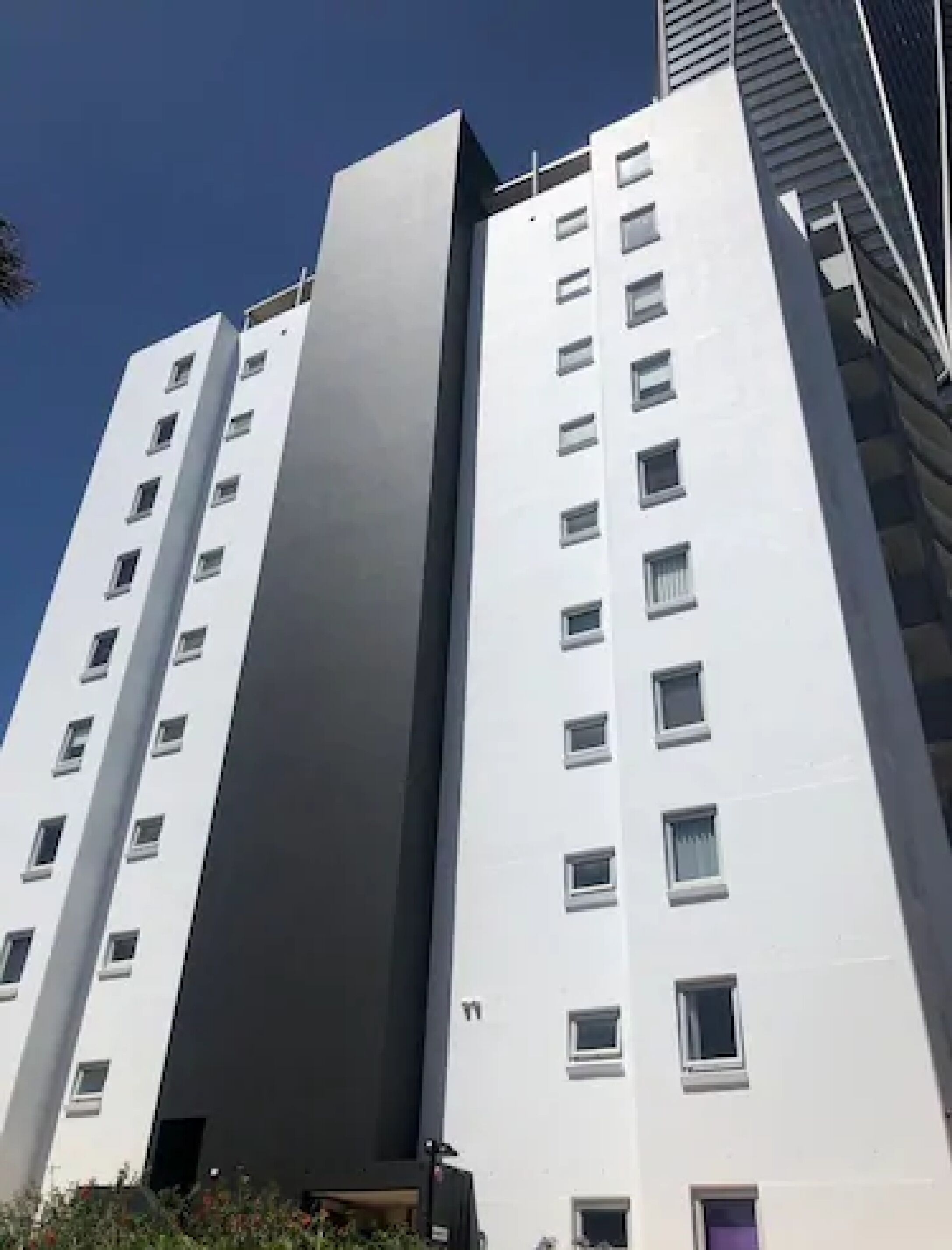 Wharf Boutique Apartments — image 24
