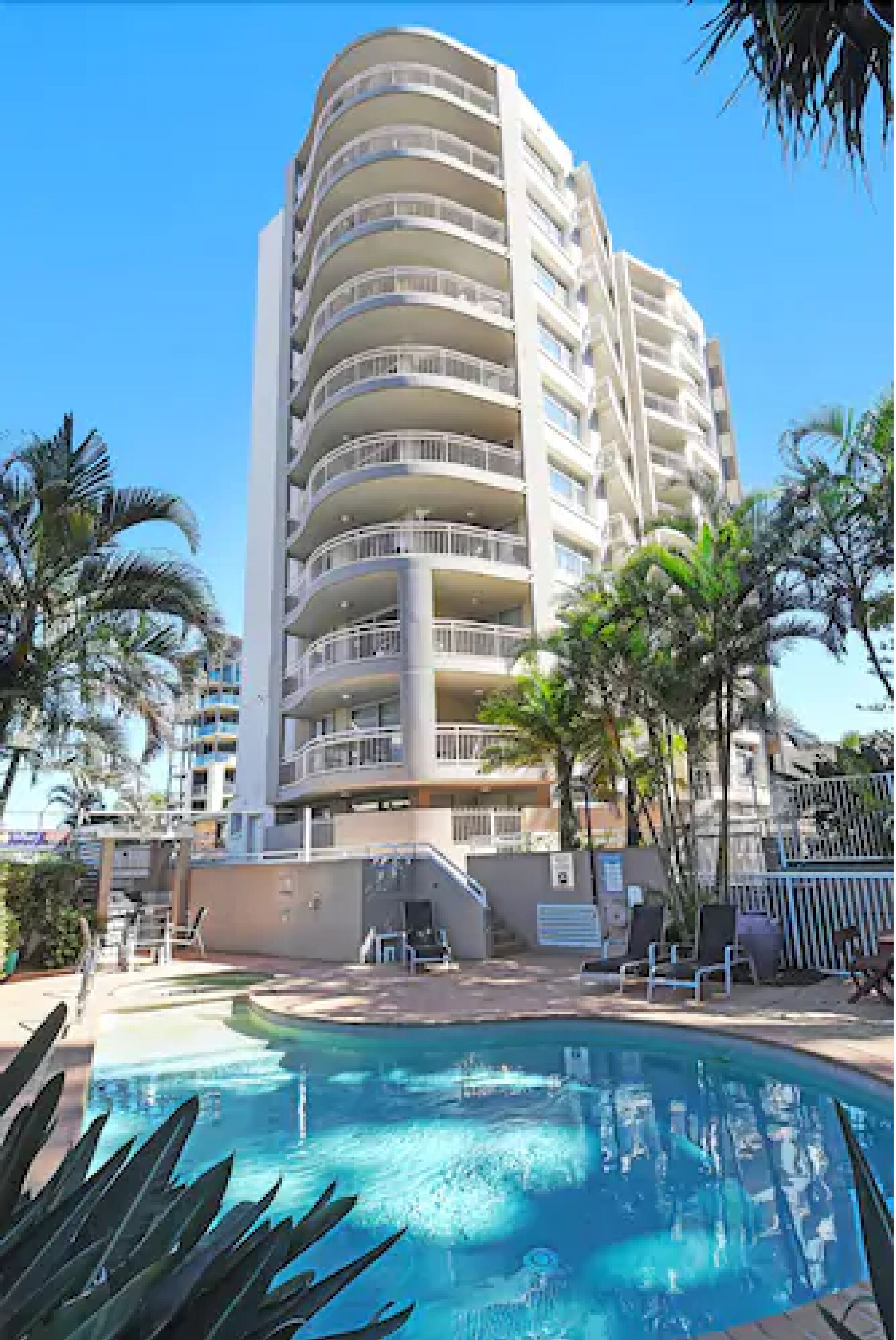 Wharf Boutique Apartments — image 3