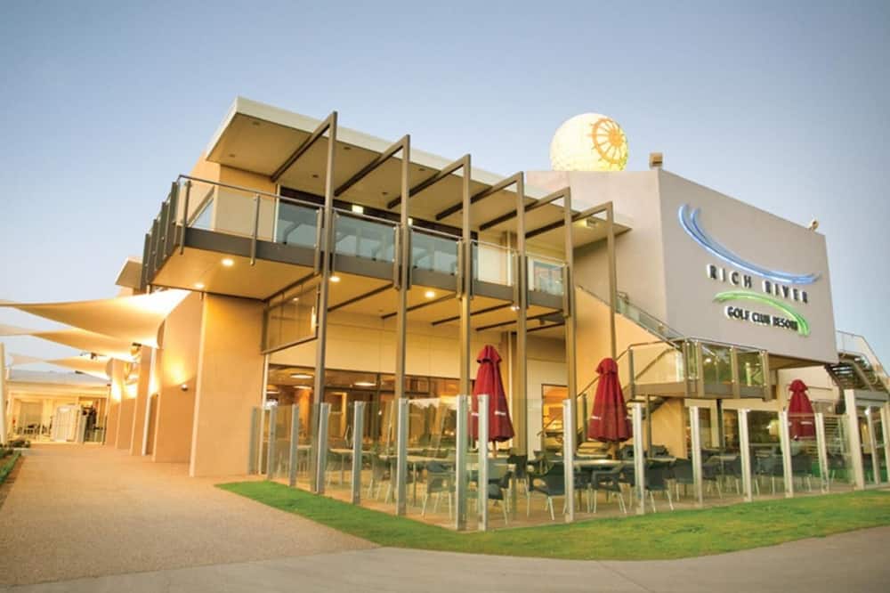 Rich River Golf Club Resort