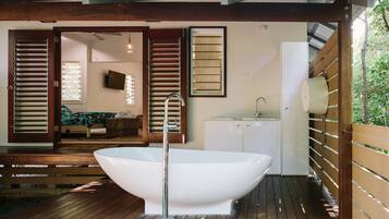 Comfort Cottage, 1 Bedroom, Bathtub, Garden View | Tab mandi berendam