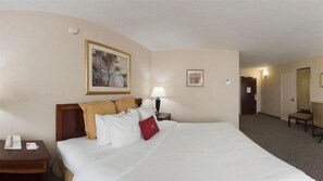 Standard Room, 1 King Bed, Non Smoking | Premium bedding, pillow-top beds, desk, blackout curtains