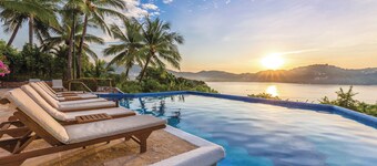 WorldMark by Wyndham Zihuatanejo
