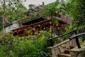 Restaurant - Ian Anderson's Caves Branch Adventure Co (Belmopan)