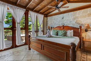 Standaard kamer | 1 slaapkamer, luxe beddengoed, een kluis op de kamer, beddengoed