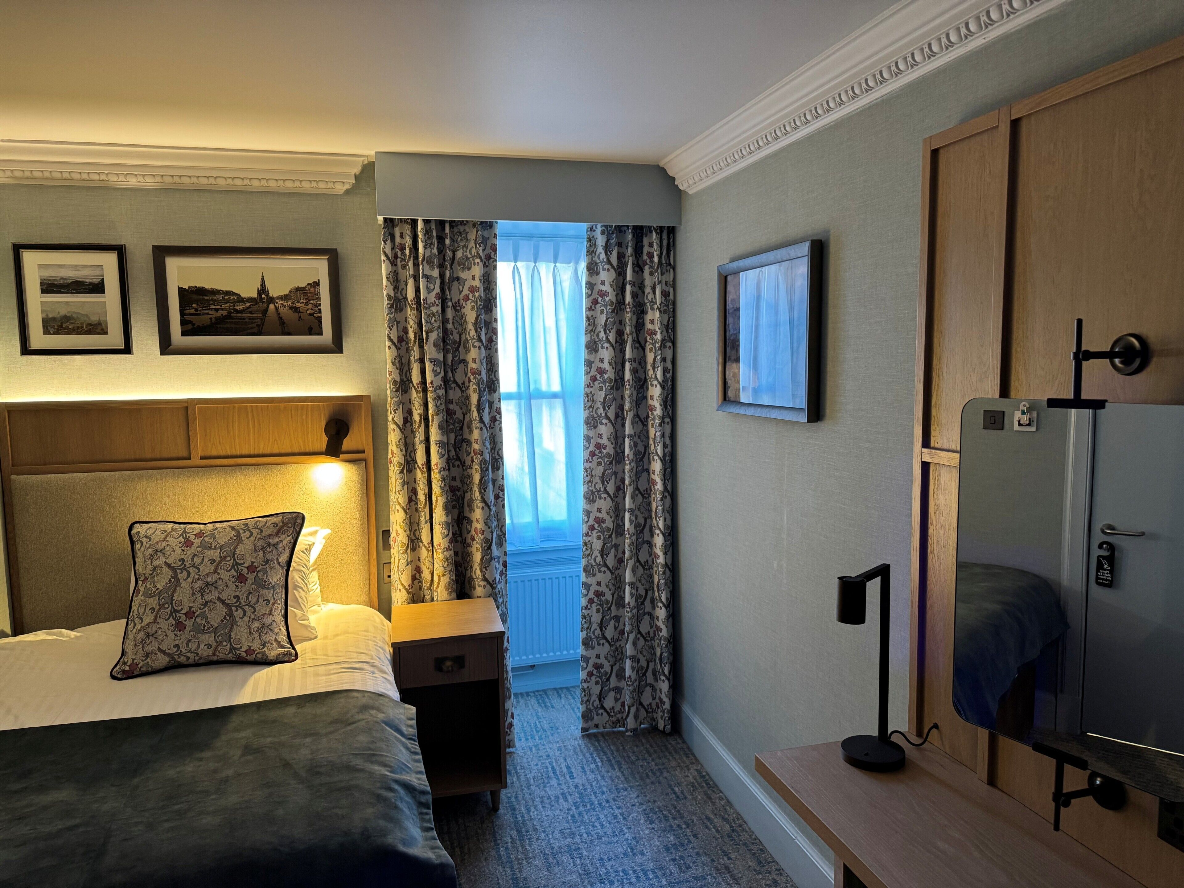 Single Room | Iron/ironing board, free WiFi, bed sheets