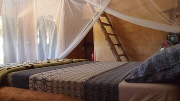 In-room safe, desk, soundproofing, cribs (free)