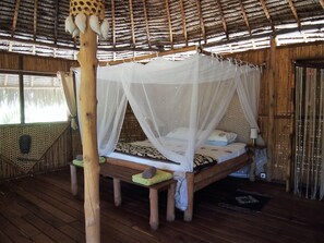 Bungalow (Stilt)