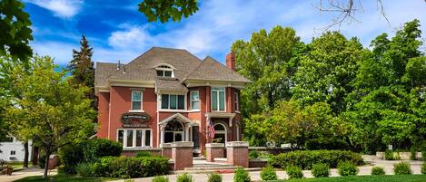 Overnatningsstedets facade