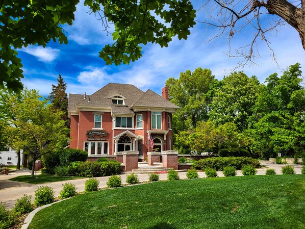 واجهة المنشأة