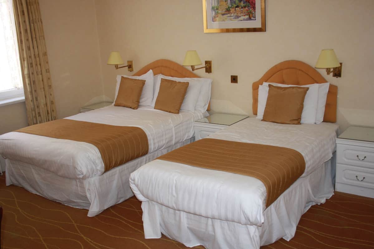 1 bedroom, iron/ironing board