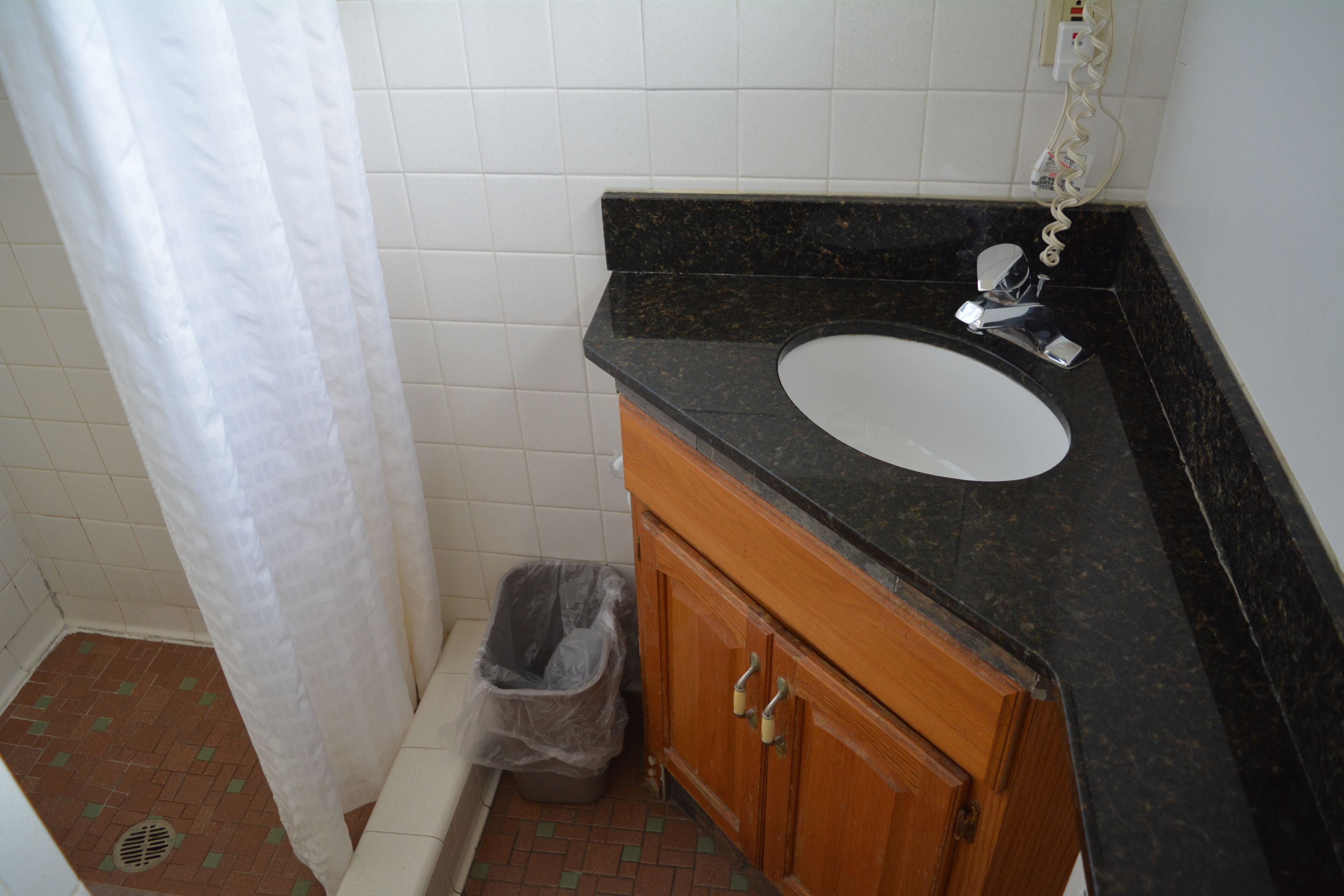 WYE Motor Lodge Duncansville - Altoona — photo 12