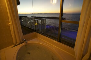 Japanese Style Room for 5 people with Sea view Jetted Tub | Beach/ocean view - Yukibou Hakusen (Yonago)