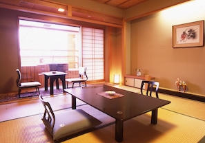 Chambre Tradition, vue mer (JapaneseStyle, 4ppl, Open-air Bath)