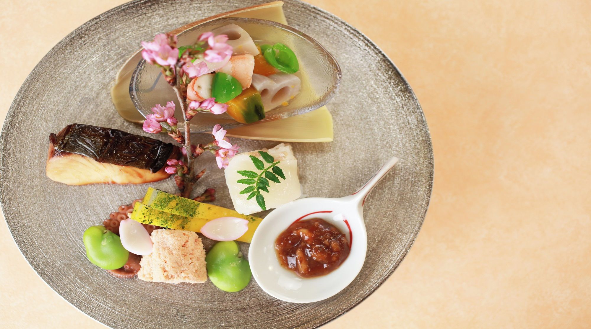 餐飲