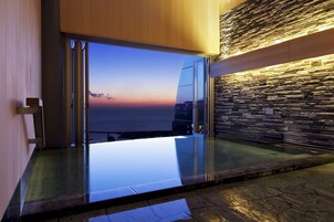 客房内保险箱、免费 WiFi、床单