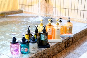 Badezimmerausstattung