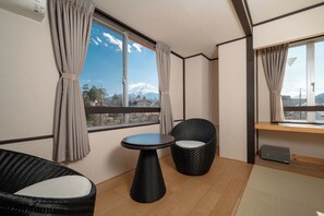 Habitación superior, para no fumadores (Superior Japanese Style Room, Renewal) | Cortinas blackout, wifi gratis y ropa de cama 