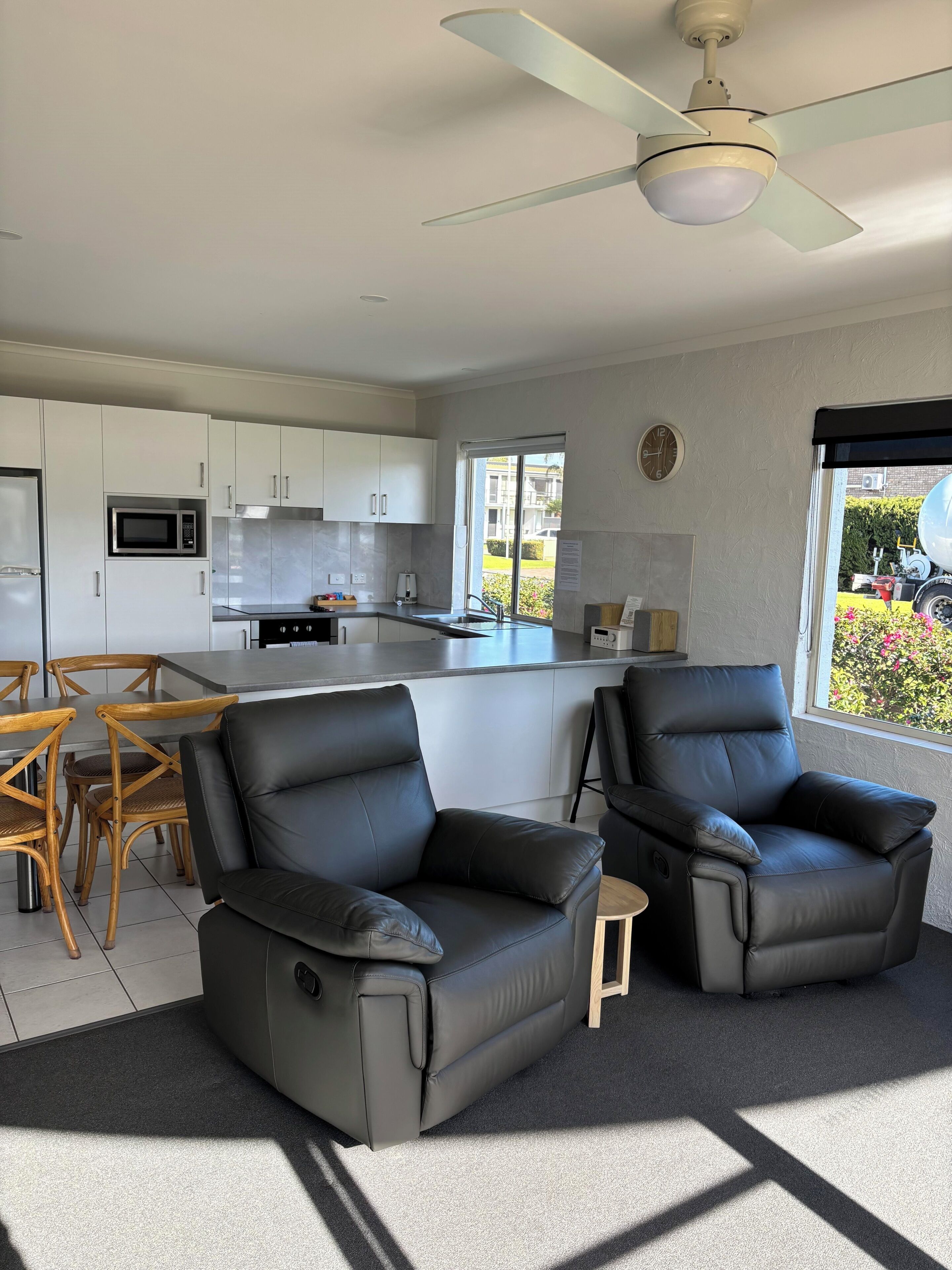 Deluxe Apartment, 2 Bedrooms, Lake View (Downstairs) | Private kitchen | Full-size fridge, microwave, oven, stovetop