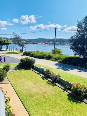 Deluxe Apartment, 1 Bedroom, Lake View (Upstairs) | Terrace/patio - Merimbula Lake Apartments (Merimbula)