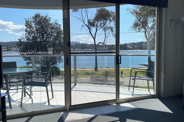 Deluxe Apartment, 2 Bedrooms, Lake View (Upstairs) | Terrace/patio