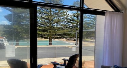 Southern Ocean Motor Inn