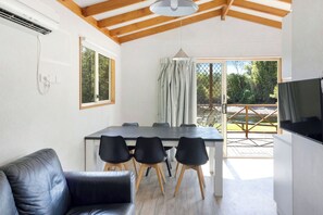 Deluxe Cabin - Sleeps 6 - Lifestyle | Sala de jantar