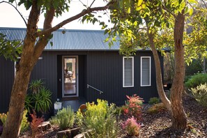 Front of property - Azure (Daylesford)