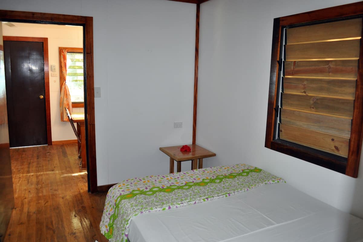WiFi (surcharge), bed sheets
