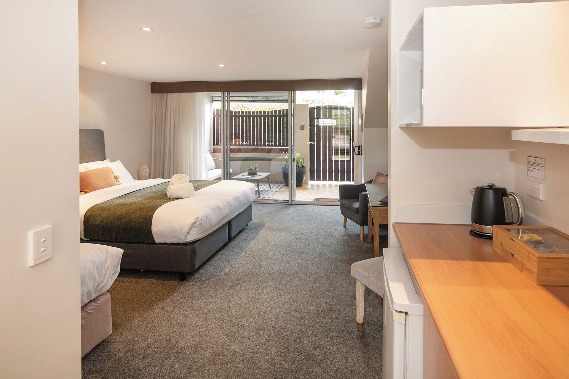 ห้องสแตนดาร์ด | เตารีด/โต๊ะรีดผ้า, เปล/เตียงเด็กอ่อน (ฟรี)