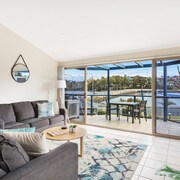 Sails Luxury Apartments Merimbula