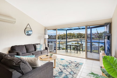 Sails Luxury Apartments Merimbula