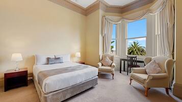 Executive Room, 1 Queen Bed