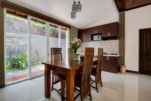 Deluxe suite | Dineerruimte