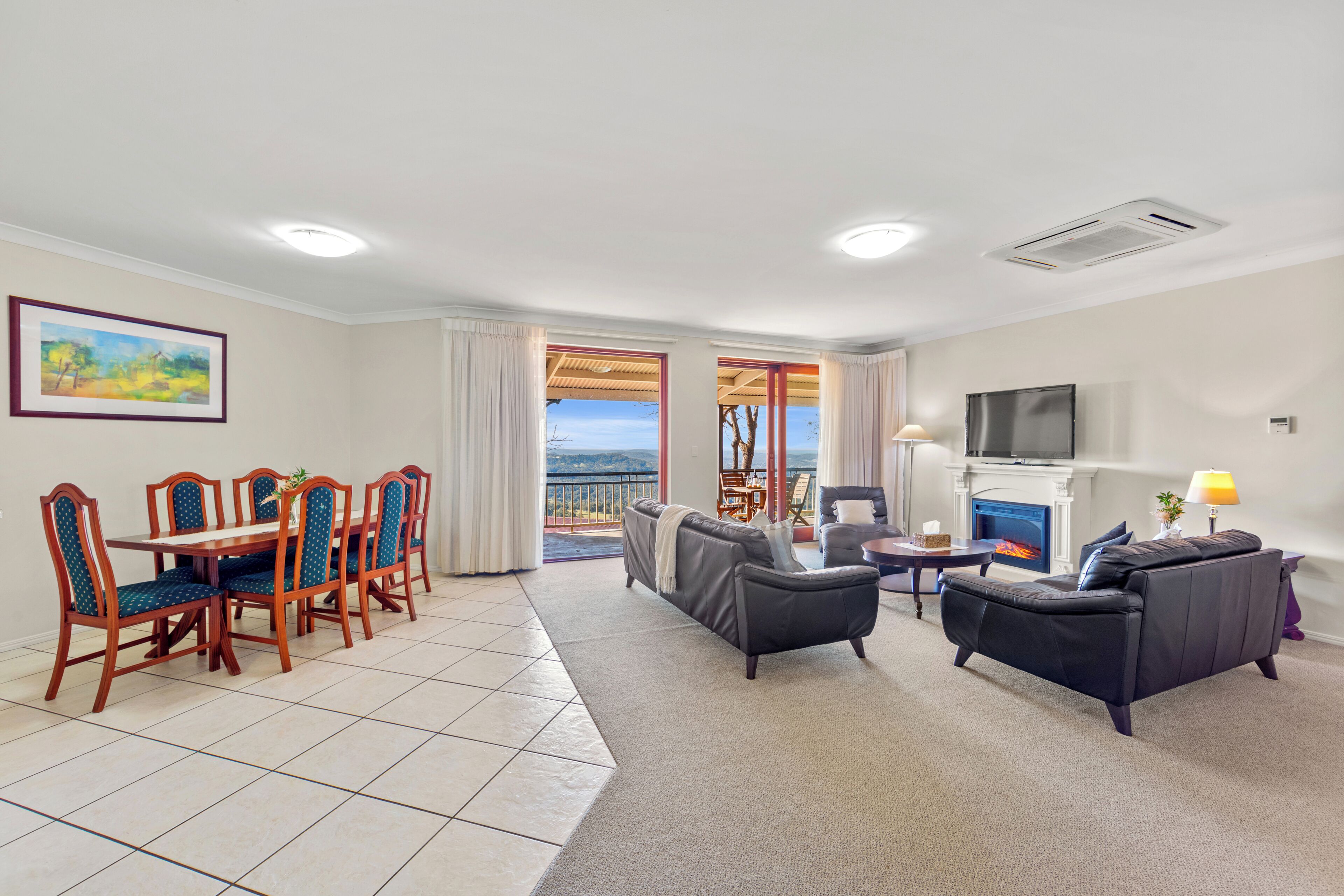 Standard Apartment, 2 Bedrooms, Non Smoking, Kitchen (Ocean) | Living area