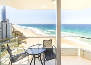 2 bedrooms, desk, iron/ironing board, cribs/infant beds