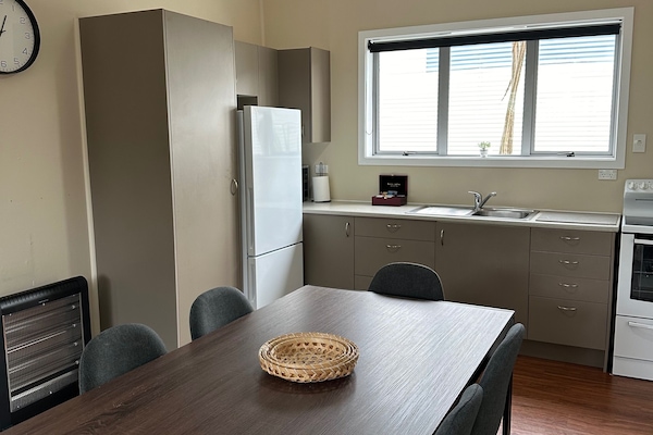 Cottage, 3 Bedrooms | Private kitchen