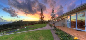 Front of property - evening/night - Islander Lodge Apartments (Norfolk Island)