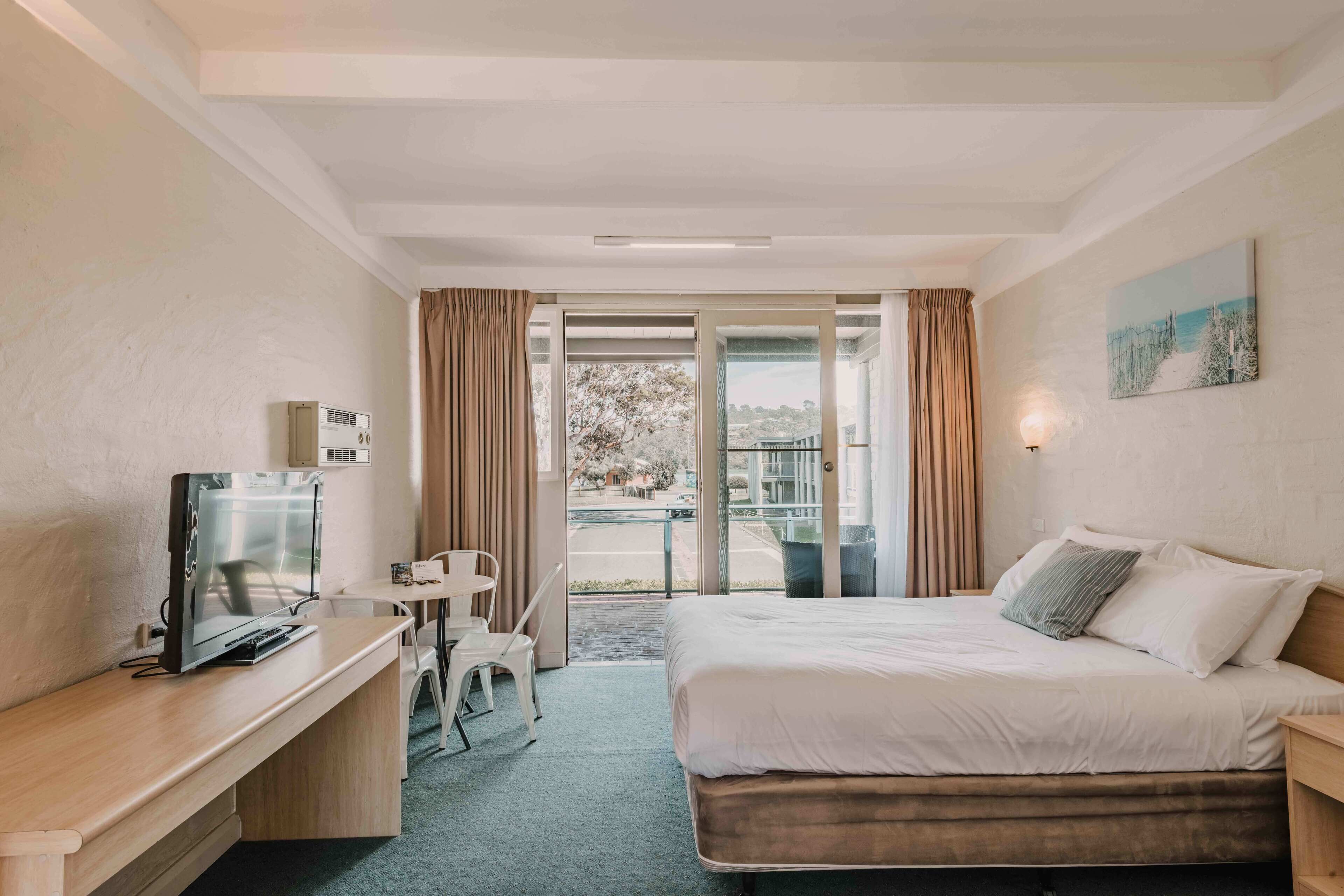 Standard Triple Room (Unrenovated) | Iron/ironing board, free WiFi, bed sheets