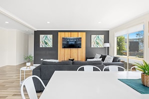 Tween House | Living area | 42-inch TV with digital channels - The Black Dolphin Holiday Park (Merimbula)