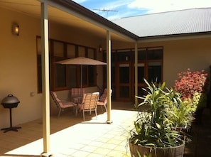 Appartement Standard, 2 chambres, non-fumeurs, cuisine (A Secret Garden Escape) | Terrasse/Patio