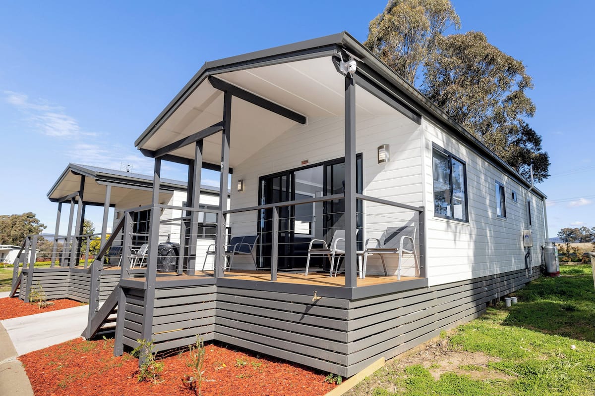Superior 3 Bedroom Cabin | Terrace/patio