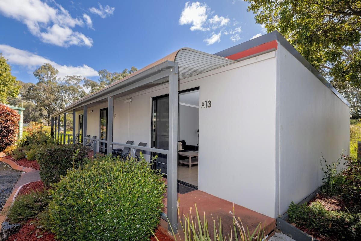 Superior 1 Bedroom Cabin | Terrace/patio